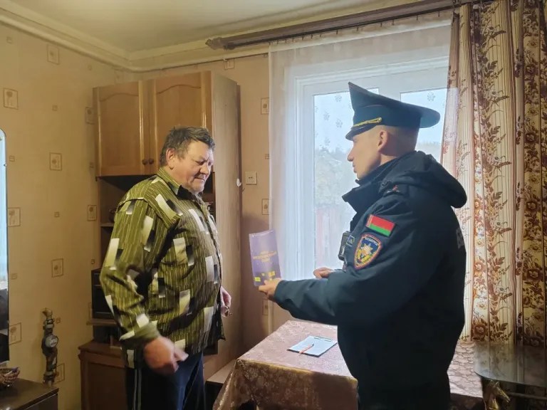 В Ветковском районе проверяют печи и извещатели перед отопительным сезоном