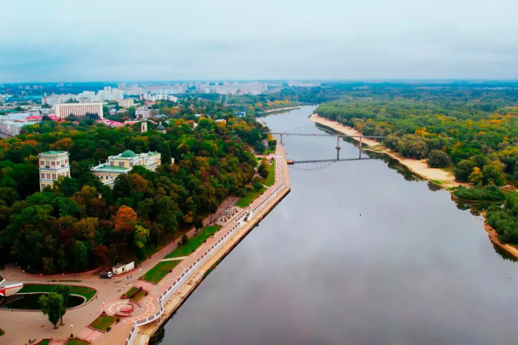 Красный Крест встретит эвакуированных из Алешек в аэропорту Гомеля